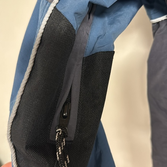 Race Face running/biking jacket - Picture 6 of 8